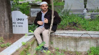 Adanada mezarlıkta ‘Sahte hoca denetimi