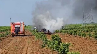 Adanada traktör yandı