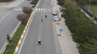 Ağrıda Ramazan Bayramı trafik denetimleri dron ile desteklendi