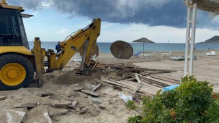 Alanyada ‘Tek Tip Sahil Büfesi Projesi Kapsamında eski büfeler yıkıldı