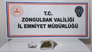 Alaplıda durdurulan şüpheli araçta uyuşturucu ele geçirildi