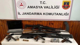 Amasyada jandarmadan ruhsatsız silah operasyonu