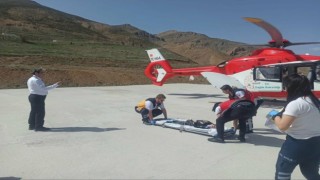 Ambulans helikopter 11 yaşındaki çocuk için havalandı