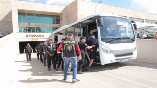 Aranan şahıslara yönelik yapılan çalışmalarda 135 kişi yakalandı