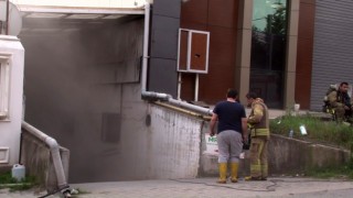 Ataşehirde işyerinde çıkan yangın korkuttu