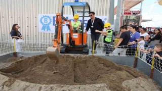 Aydın Tarım Fuarı yoğun ilgi gördü, çocuklar gerçek iş makinesi ile oynamanın keyfini yaşadı