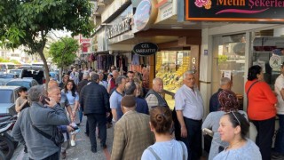 Aydında bayram manzarası değişmedi tatlıcılarda kuyruk oluştu