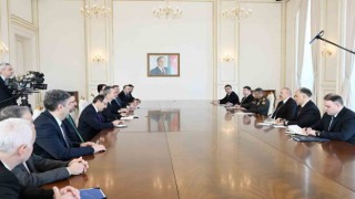 Azerbaycan Cumhurbaşkanı Aliyev, Savunma Sanayii Başkanı Görgünü kabul etti