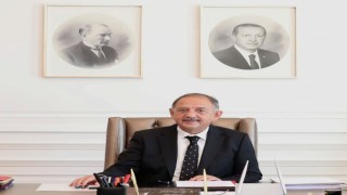 Bakan Özhaseki: Elimiz, gözümüz, gönlümüz deprem bölgesinde