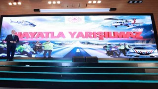 Bakan Yerlikaya açıkladı: Bayram tatilindeki trafik kazalarında 75 kişi hayatını kaybetti, 10 bin 810 kişi yaralandı