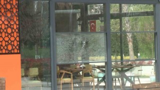 Başakşehirde bombalı saldırıda hasar gören iş yerleri görüntülendi