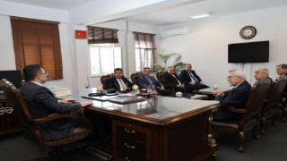 Başkan Akel, Kaymakam Alkanı makamında ziyaret etti