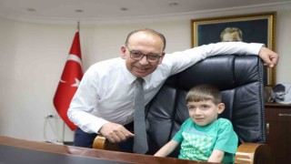 Başkan Çetin Akından SMAlı Feyyaz Alperen için dayanışma çağrısı
