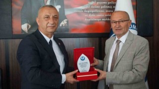 Başkan Engin Uysal: Borçsuz bir belediye bırakan Sahvet Ertürke teşekkür ederim