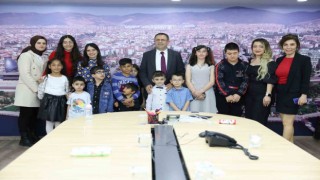Başkan Gökçe özel çocukları ağırladı