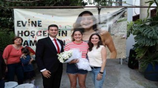 Başkan Mandalinci, milli yüzücü Türkoğlu ile görüştü ziyaret
