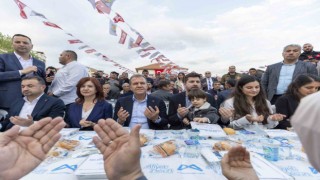 Başkan Seçer, Bayram Sofrasında Tarsus halkıyla buluştu