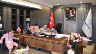 Başkan Zencirci, koltuğu miniklere devretti