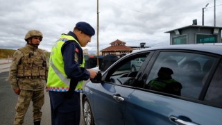 Bayburtta jandarma ekiplerinden bayram öncesi dronlu denetim