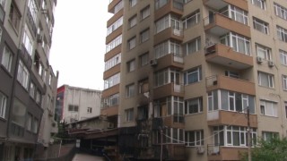 Beşiktaşta 29 kişinin öldüğü yangında hasar gören bina sakinleri bayramı buruk geçiriyor