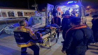 Bozcaadada yaralanan vatandaş tahliye edildi