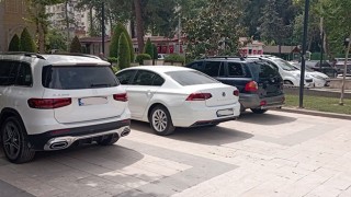 Burası Park mı? Oto Park mı?