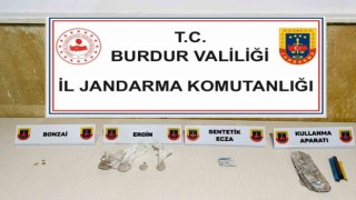 Burdurda uyuşturucu ve kaçakçılık operasyonlarında 4 kişi tutuklandı