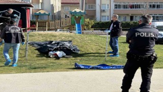 Bursada 19 yaşındaki genç, parkta ölü bulundu