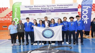 BUÜ Badminton Takımı süper ligde