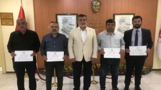 Büyük Birlik Partisi Toprakkale'de Mazbatalarını Aldı