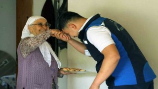 Büyükşehir kırsaldaki çınarların yanında