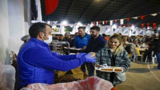 Büyükşehirin iftarları devam ediyor