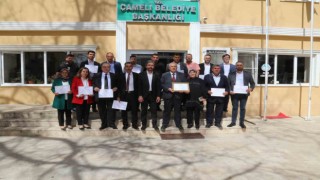 Çamelinde 3. kez göreve seçilen Başkan Arslan mazbatasını aldı