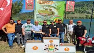 Çanda olta ile Turna balığı tutma yarışması düzenlendi