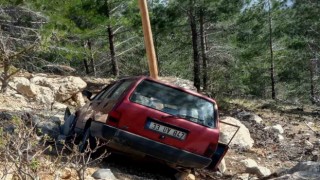 Cenazeye giderken kaza geçirip öldü