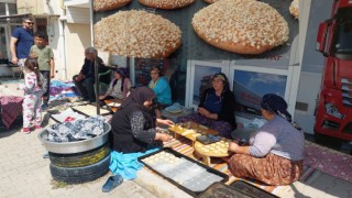 Çukurova’yı kömbe kokusu sardı