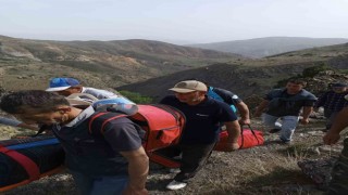 Dağda düşerek yaralanan kadının yardımına UMKE ekipleri yetişti