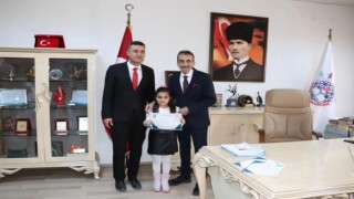 Damla Ahıska ‘Sağlıklı Nesil, Sağlıklı Gelecek yarışmasında il birincisi oldu