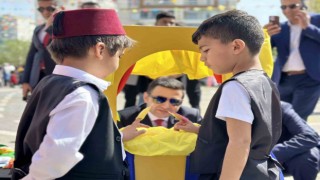 Diyarbakırda anaokulu öğrencileri ‘Kukla Şenliğinde buluştu