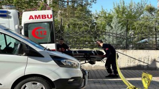 Diyarbakırda bunalıma giren kadın kendini 14. kattan boşluğa bıraktı