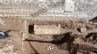 Diyarbakırın 12 bin yıllık tarihinde ilk kez lahit mezar bulundu
