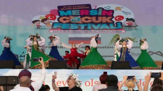 Dünya çocukları Mersindeki festivalde buluştu