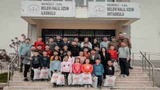 Duyarlı kuaför yetiştirme yurdunun ardından 23 Nisan çocuklarını sevindirdi