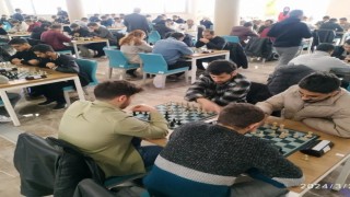 EBYÜde satranç turnuvası gerçekleştirildi