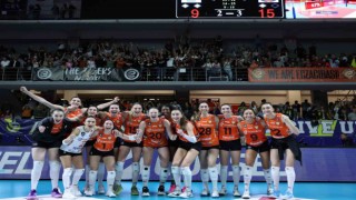 Eczacıbaşı Dynavit, seride durumu 1-1e getirdi