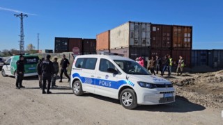 Edirnede konteynerde 10 kaçak göçmen yakalandı