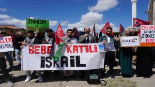 Edirnede üniversite öğrencilerinden Gazzeye destek protestosu