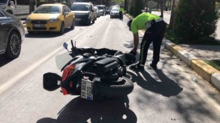 Elazığda motosiklet devrildi: 2 yaralı