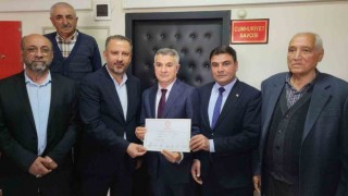Ercan Öncebe mazbatasını alarak göreve başladı
