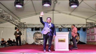 Esenyurtlularla buluşan Belediye Başkanı Prof. Dr. Ahmet Özer: “Esenyurtu barış ve kardeşlik şehrine dönüştüreceğiz”